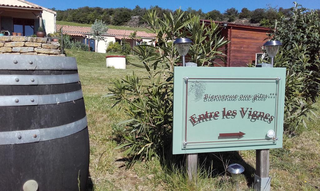 Gites "Entre Les Vignes" Tourreilles Bagian luar foto